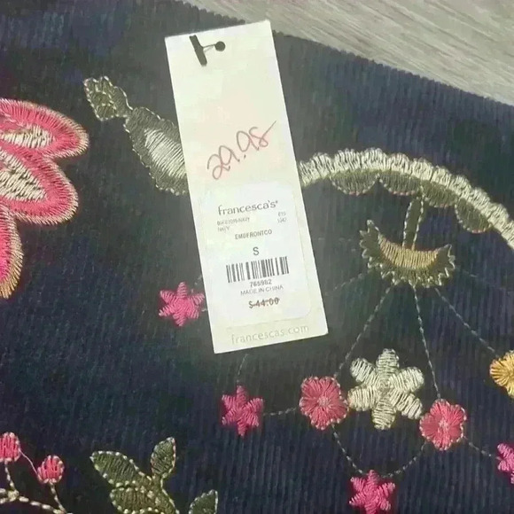 Gorgeous francesca’s mini skirt - Picture 4 of 5